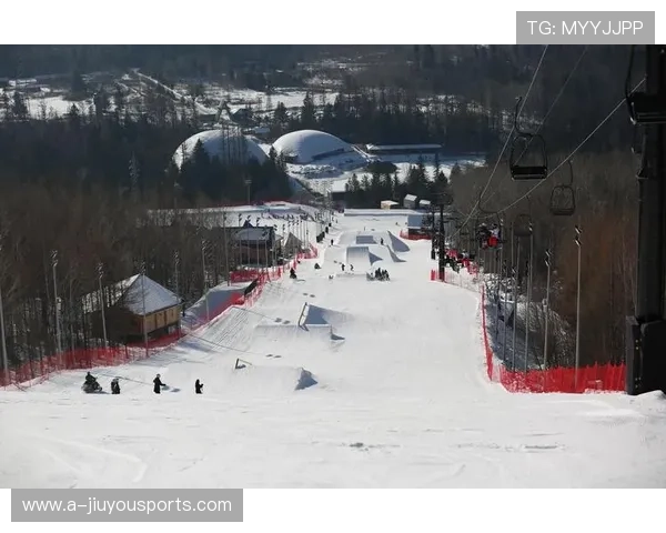 免费畅滑+半价优惠!安图长白山和平滑雪场正式开板,长白山和平滑雪场开放时间 免费畅滑+半价优惠!安图长白山和平滑雪场正式开板,长白山和平滑雪场开放时间